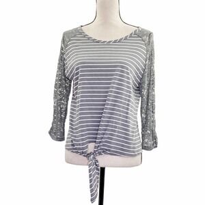 MIX & Co Gray & White Striped Lace Long Sleeve Tie Waist Blouse
